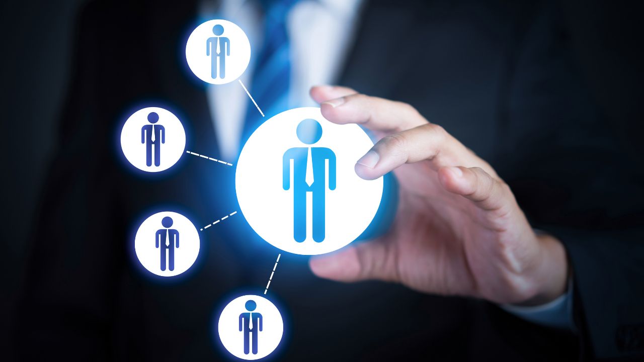 Profesionales en un curso de capacitación de PSG